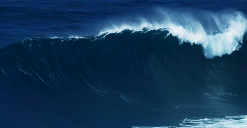 surf ola gigante nazare agosto